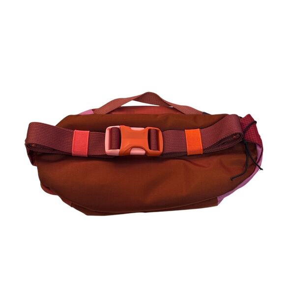 Cotopaxi Kapai 1.5 L Hip Pack Belt Bag Multicolor Repurposed Fabric New NWT 27 - Picture 2 of 3